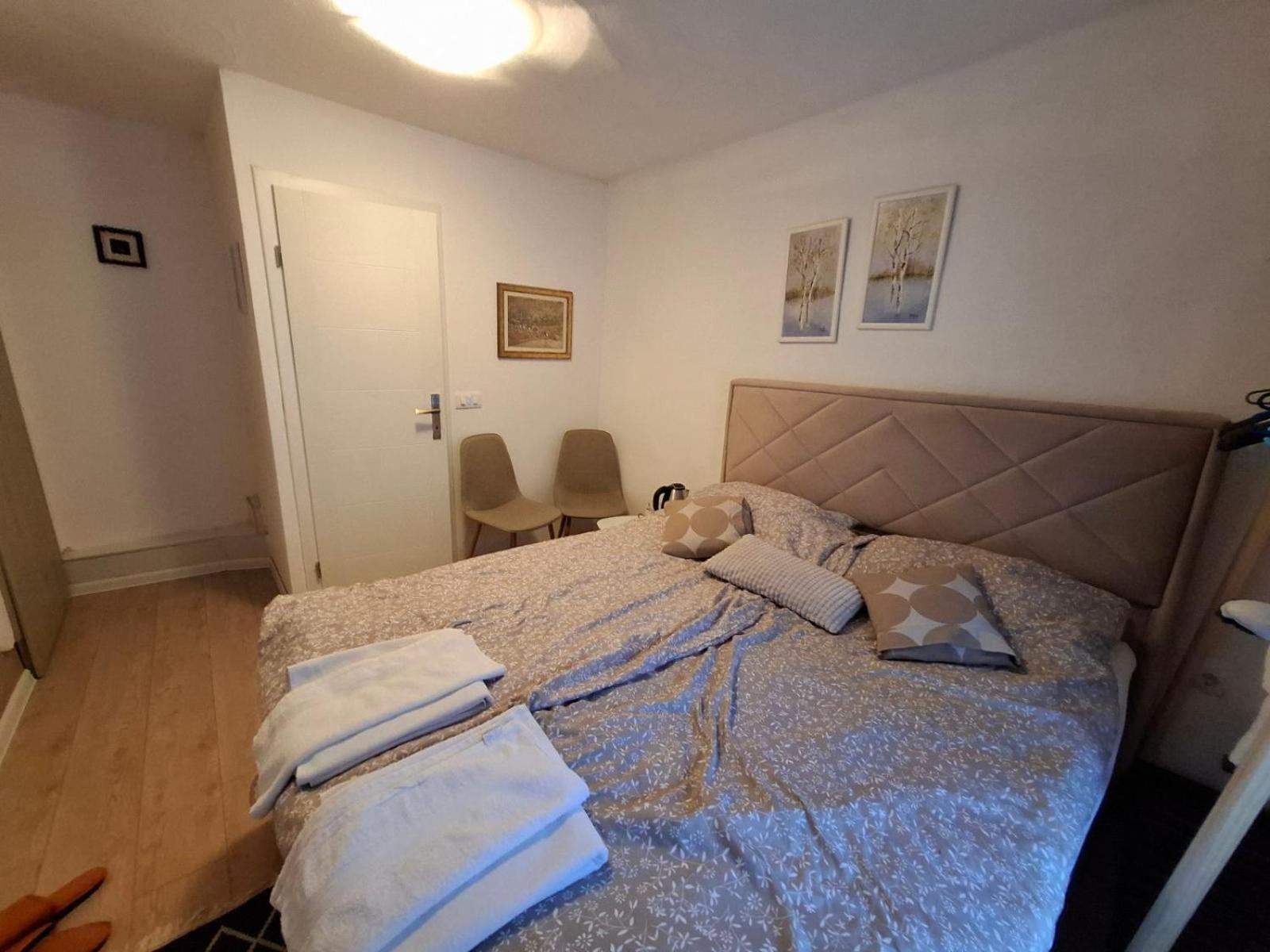 Guesthouse Unique SJJ Rom bilde