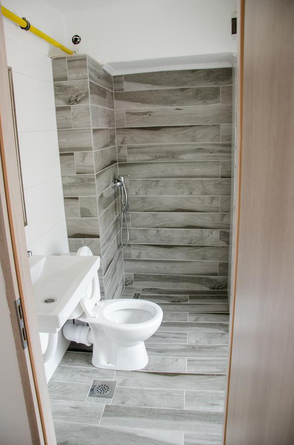 Guesthouse Unique SJJ Eksteriør bilde