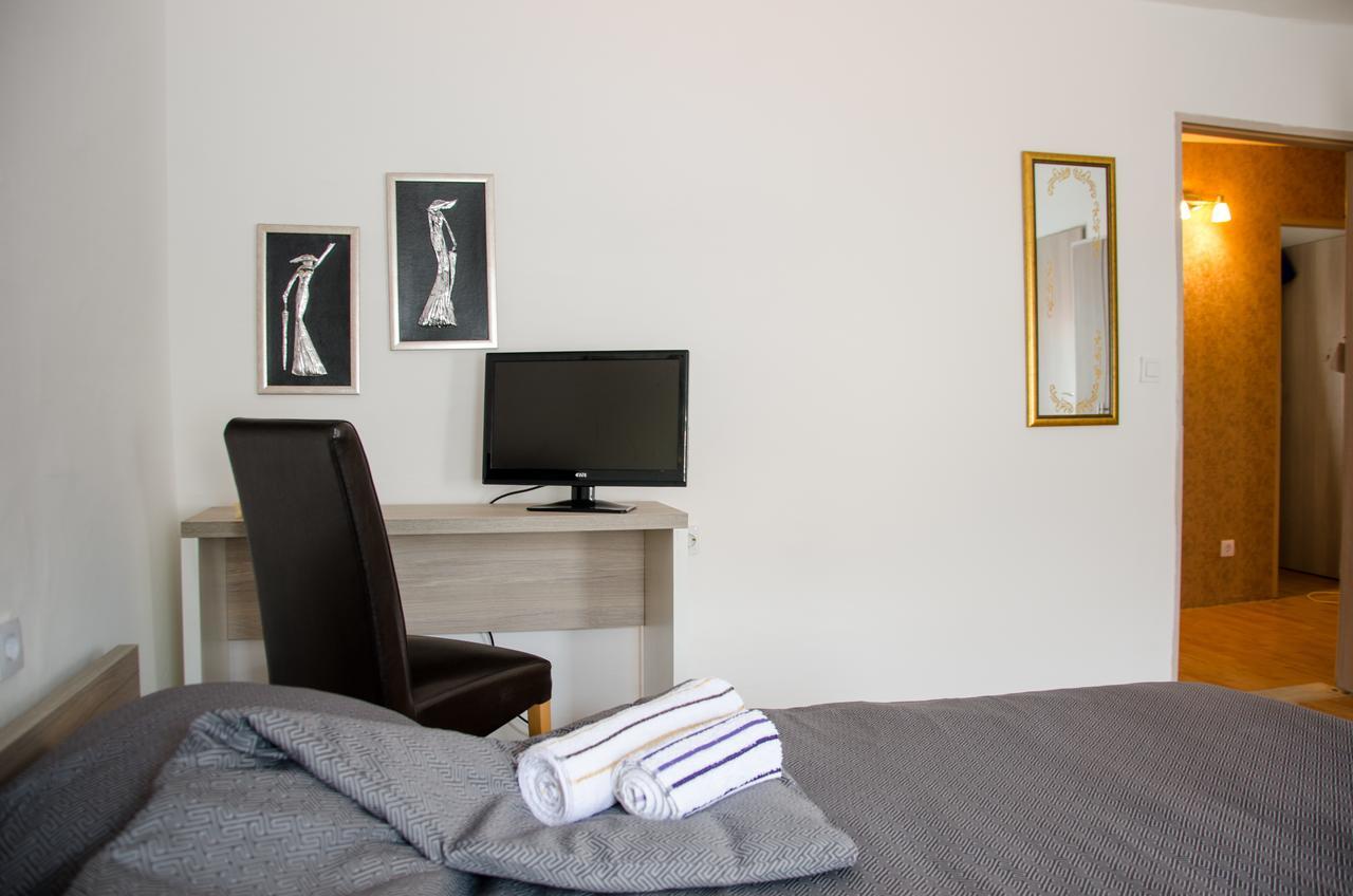 Guesthouse Unique SJJ Eksteriør bilde