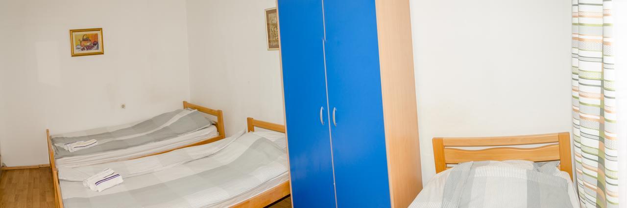 Guesthouse Unique SJJ Eksteriør bilde